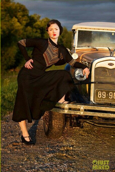 This costume was a hit at the last halloween party we attended. Bonnie | Bonnie and clyde halloween costume, Bonnie parker ...
