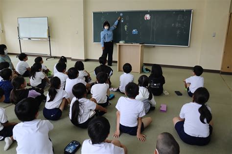 下田市立下田小学校にて交通安全教室を行いました