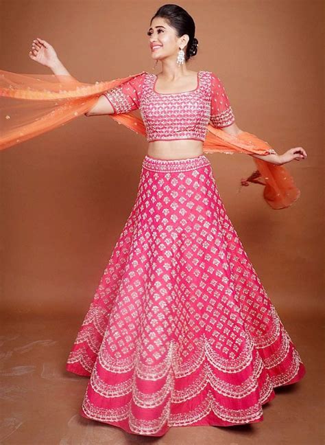 Take Fashion Inspiration From Shivangi Joshi For The Festive Season And