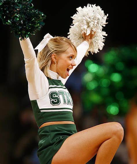 Nfl And College Cheerleaders Photos Ncaa Tourney Sweet 16 Preview