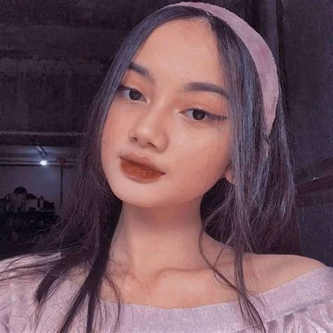 pin by on random filtered icons aesthetic girl filipina beauty really pretty girl