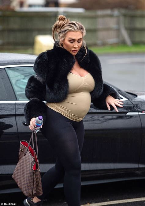 Pregnant Lauren Goodger Shares Svelte Throwback Snap As She Muses Over