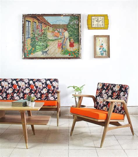 Garis horizontal hitam dan putih dapat ditemukan dalam banyak konteks yang sukses. 27 Desain Ruang Tamu Minimalis Bergaya Klasik Vintage ...