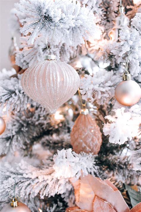 Rose Gold Christmas Phone Wallpaper / Pin by Angela Vogt on Dazzle My