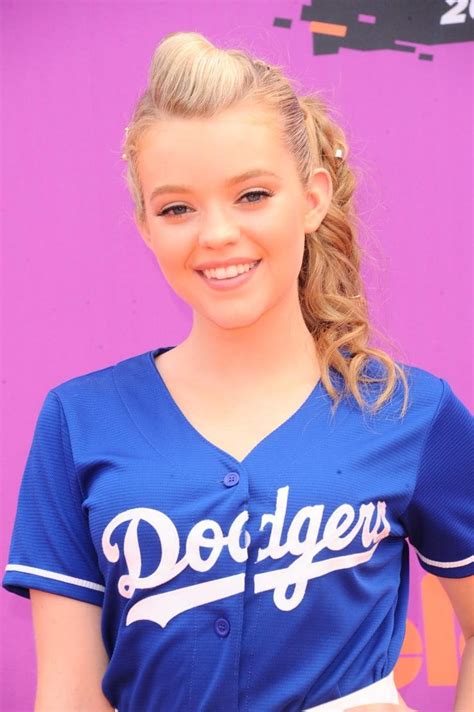 Jade Pettyjohn Nude Pictures Will Drive You Frantically Enamored With This Sexy Vixen The
