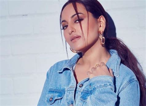 Watch Sonakshi Sinha Addresses The “elephant In The Room” Shuts Trolls Who Body Shame Her
