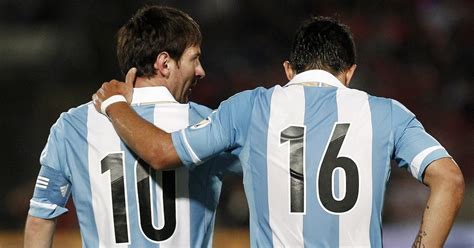Lionel Messi Sergio Aguero Argentina Planet Football صور تجاهل