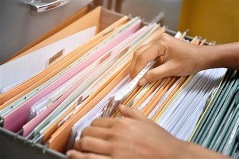 5 Document Filing Systems Features To Improve Efficiency