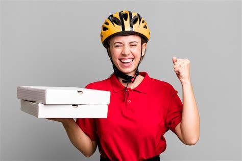 Premium Photo Pizza Delivery Pretty Blonde Woman