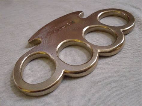 Weaponcollector S Knuckle Duster And Weapon Blog Solid Brass Knuckles Knuckle Duster 2015