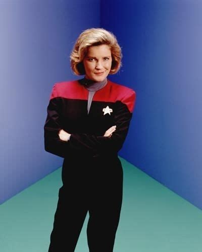 Star Trek Women Photo Captain Janeway Captain Janeway Star Trek