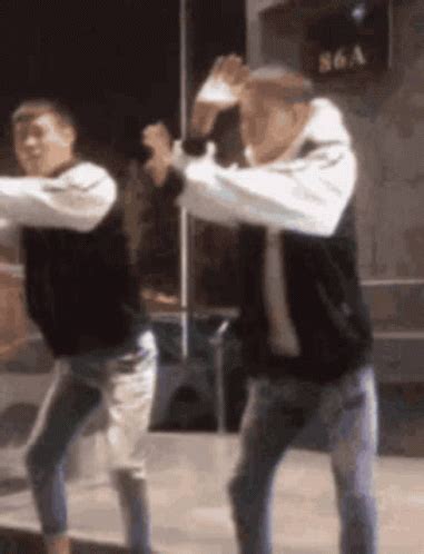 Dance Moves GIF Dance Moves Discover Share GIFs