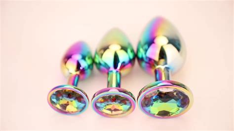Runyu Erotic Toy Metal Small Plug Anal Sex Rainbow Jewel Butt Plug Toys