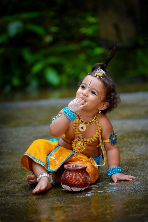 Cute Little Baby Krishna Photo This Seasons Winner Happiest Ladies