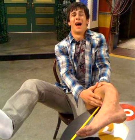 david henrie broken leg real or fake and just for an epis… flickr