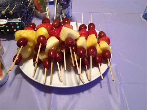 The ideal finger food usually does not create any mess (i.e. Fruit kabobs. Perfect finger food for parties | Food ...