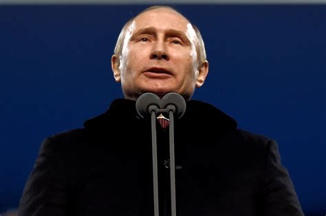 Sochi Olympics Russian Writer Mikhail Shiskin Holds His Applause Wsj