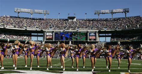 Ex Ravens Cheerleader Charged With Sex With Teen Cbs Detroit