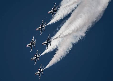 Thunderbirds Delta Formation Performs The Delta Loop Maneuver During