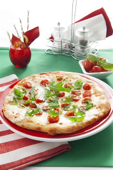 Recette Pizza à la Roquette aux Tomates et à la Ricotta Galbani