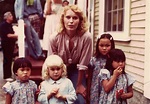 Mia Farrow details the deaths of three of her 14 children - Los Angeles ...