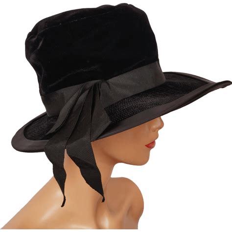 Vintage Black Velvet Wide Brim Hat 1960s Ladies Size Xs From