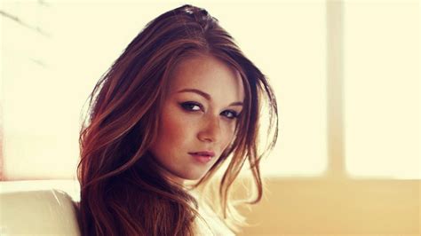 1920x1080 Leanna Decker Redhead Looking Out Window Women Wallpaper  355 Kb Coolwallpapersme