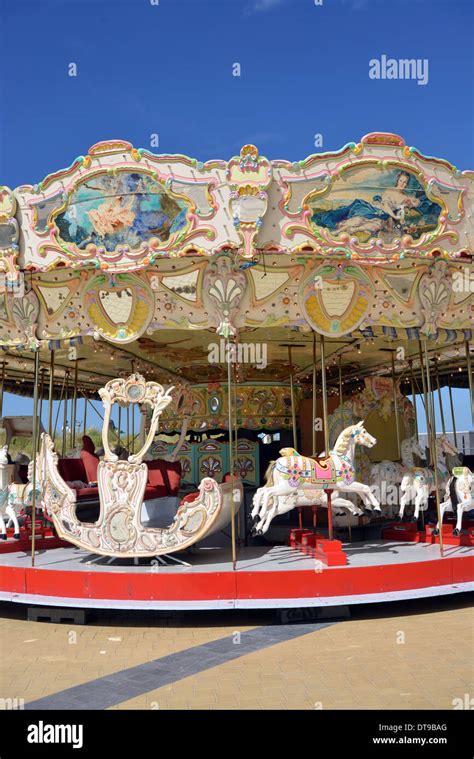 Vintage Carousel Hi Res Stock Photography And Images Alamy