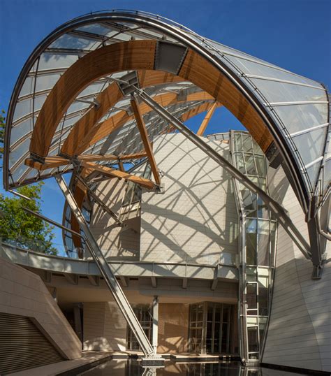 Frank Gehrys Fondation Louis Vuitton Opens In Paris