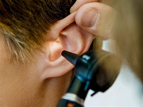 Retracted Eardrum Symptoms Causes Diagnosis And Treatment