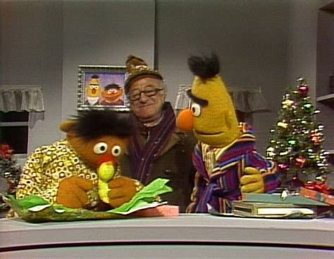 Christmas Eve On Sesame Street Sesame Street Christmas Sesame Street