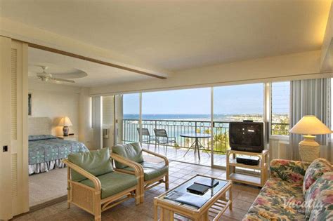 One Bedroom Ocean View Waikiki Shore By Outrigger Oahu Condo Rentals