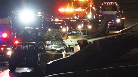 Authorities Small Plane Crash Lands On Minnesota Interstate Mpr News
