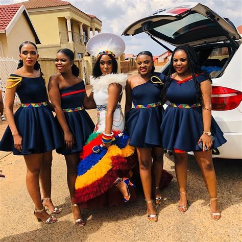 How To Wear African Bridesmaid Dresses In 2021 Zulu Traditional