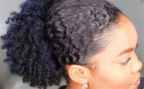 Basically, hair stylists recommend keeping curly hair on its longer side, since the weight contributes to taming the frizz and making your naturally curly hair more manageable. 10 Tips for Fine Curly Hair