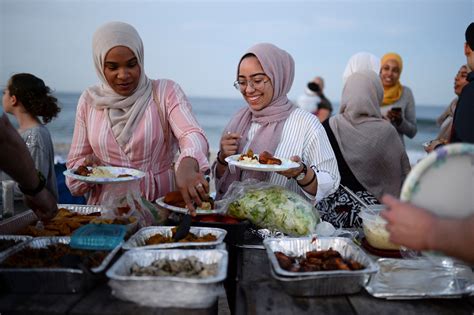 Muslims Around The World Celebrate Eid Al Fitr Holiday As Ramadan Ends