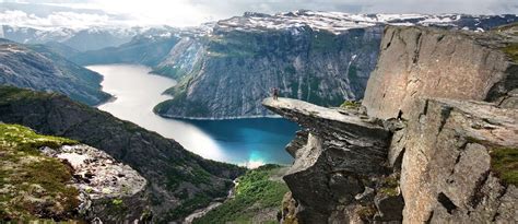 2200x1375 Nature Landscape Fjord Alone Cliff Mountain Norway