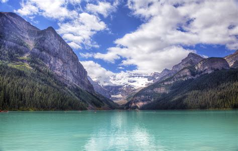 Canadian Lakes That Will Make You Swoon