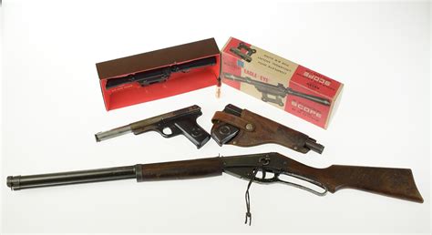 Sold Price 4pcs Daisy Mfg Co Vintage Bb Guns Red Ryder Pistols And Scope