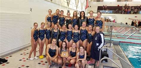 Mona Shores High School Girls Varsity Swimming Fall 2019 2020 Photo Gallery