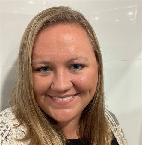 Christina Gibbons, MSW, LICSW | Ellie Mental Health, PLLP