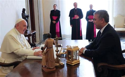 En Fotos El Papa Recibe A Iván Duque En Audiencia Privada 800noticias