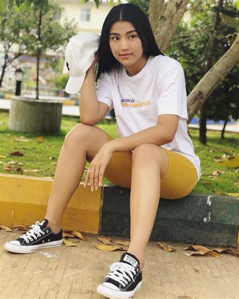 Ei Chaw Po Myanmar Model Girl