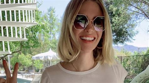 January Jones Stuns In Chic Floral Bikini But There S A Surprising