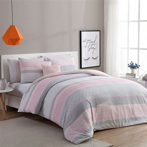 Vcny Home Stockholm Comforter Set In Pinkgrey Bed Bath And Beyond