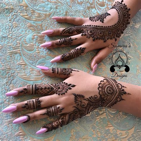 94 Easy Mehndi Designs For Your Gorgeous Henna Look