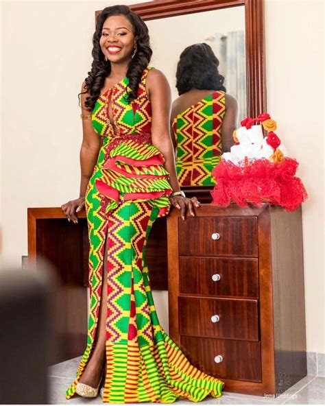Pin By Toure Sarra On Kentey Ghana Latest African Fashion Dresses