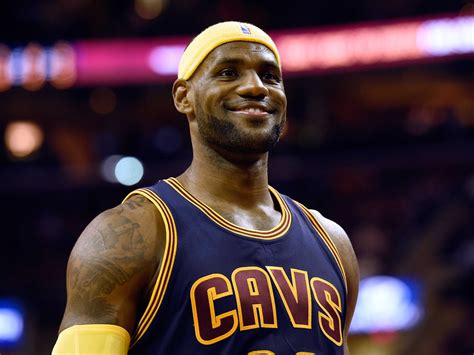LeBron James Is Going To Keep Signing Year Contracts And It S Going To Make Him A Ton Of