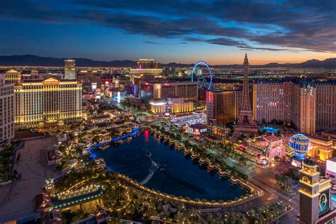 Download Vegas 4k Nevada Skyline Sunset Wallpaper