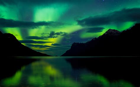 Sweden Travel Lake Night Aurora 4k Ultra Hd Preview
